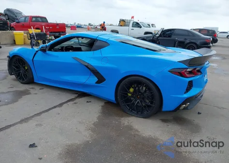 2021 Chevrolet Corvette Stingray Rwd 1Lt из США, поврежденный, VIN 1G1YA2D47M5120520